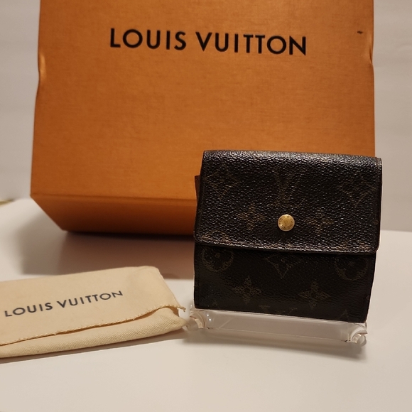 Louis Vuitton Handbags - Louis Vuitton Dark Brown Monogram Wallet
